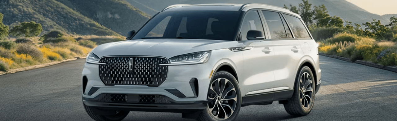 Elevate Your Drive: Why the 2026 Lincoln Aviator Outshines Mainstream SUVs